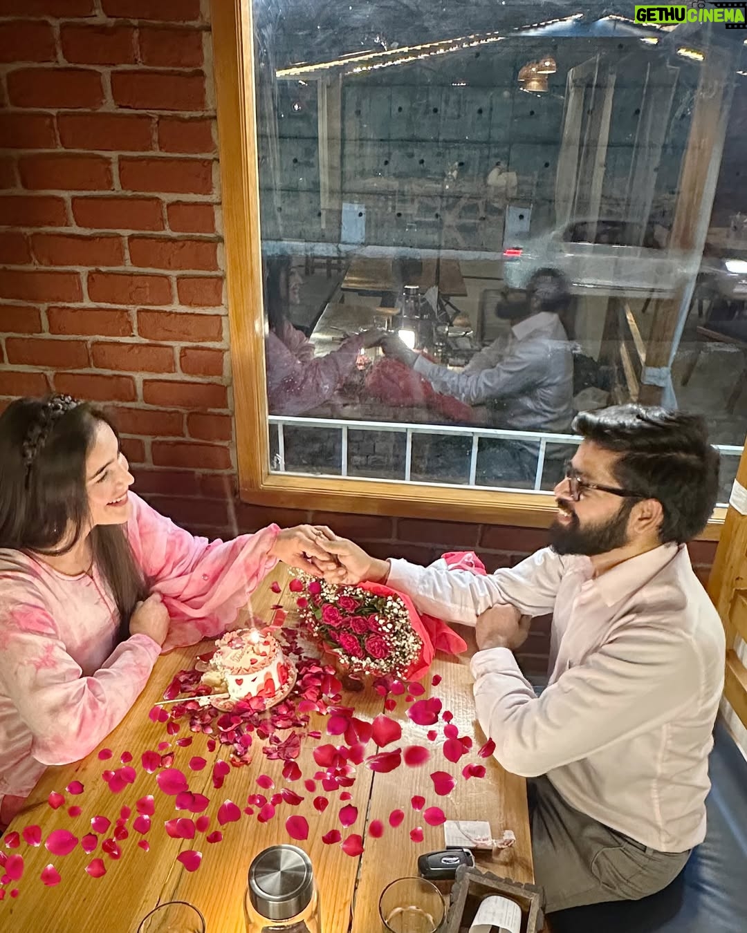 Neyha Thakur - 25.9K Likes - 