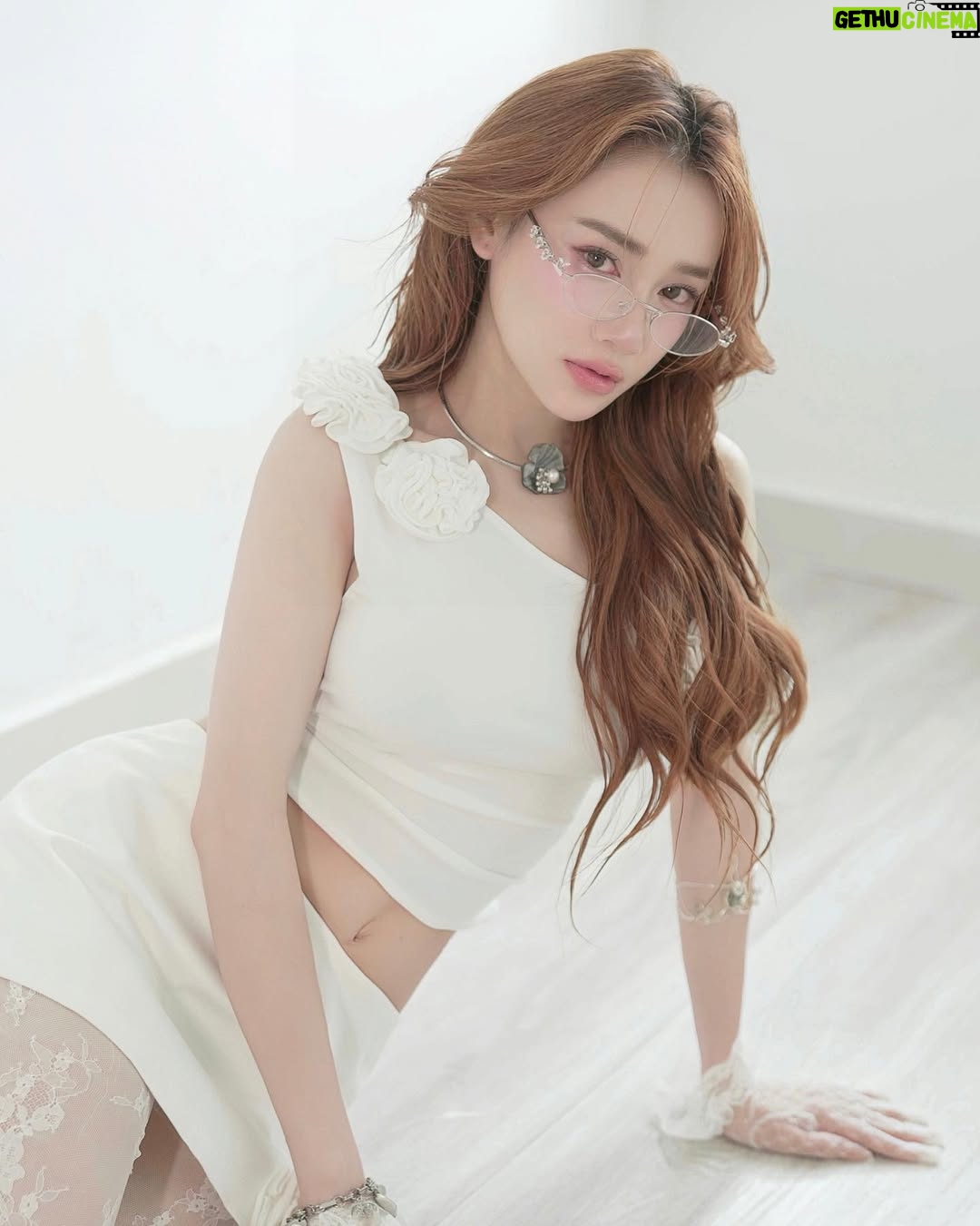 Nha Phuong - 22.8K Likes - Nay giả bộ làm lạnh lùng girl 😉✨

Special thanks to:
Makeup: Ái Lê (Team Sol)
Hair: Trần Minh Toại
Stylist: Đặng Minh Bảo
Photo: Peter Khanh Dang