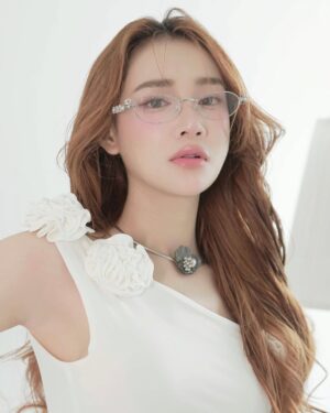 Nha Phuong Instagram - Nay giả bộ làm lạnh lùng girl 😉✨

Special thanks to:
Makeup: Ái Lê (Team Sol)
Hair: Trần Minh Toại
Stylist: Đặng Minh Bảo
Photo: Peter Khanh Dang