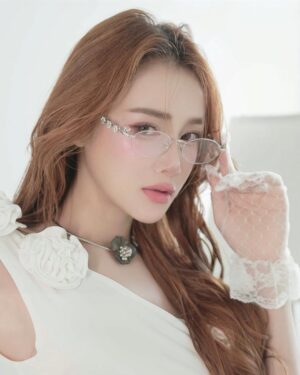 Nha Phuong Instagram - Nay giả bộ làm lạnh lùng girl 😉✨

Special thanks to:
Makeup: Ái Lê (Team Sol)
Hair: Trần Minh Toại
Stylist: Đặng Minh Bảo
Photo: Peter Khanh Dang