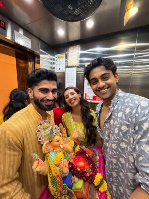Nibeditaa Paal Instagram - Day 2! Miss you Bappa..agle varshi lavkar ya ♥️
.
.
.
#festive #ganpati #grateful #instagood