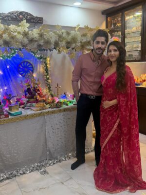 Nibeditaa Paal Instagram - Day 2! Miss you Bappa..agle varshi lavkar ya ♥️
.
.
.
#festive #ganpati #grateful #instagood