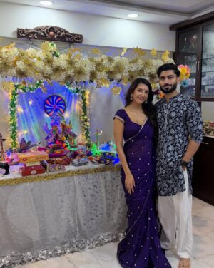 Nibeditaa Paal Instagram - First photo dump for Ganpati because I’m so overwhelmed!
Thanks you to everyone who made it Gannu couldn’t have been happier to see you all!
This is me personally telling each and every one of you how much I love you guys 😍♥️
Ganpati Bappa Morya!
Posting part 2 tomorrow 🤗
.
.
#ganpati #festival #friends #explore #love #gratitude