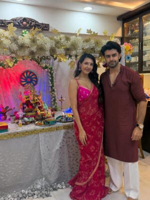 Nibeditaa Paal Instagram - Day 2! Miss you Bappa..agle varshi lavkar ya ♥️
.
.
.
#festive #ganpati #grateful #instagood