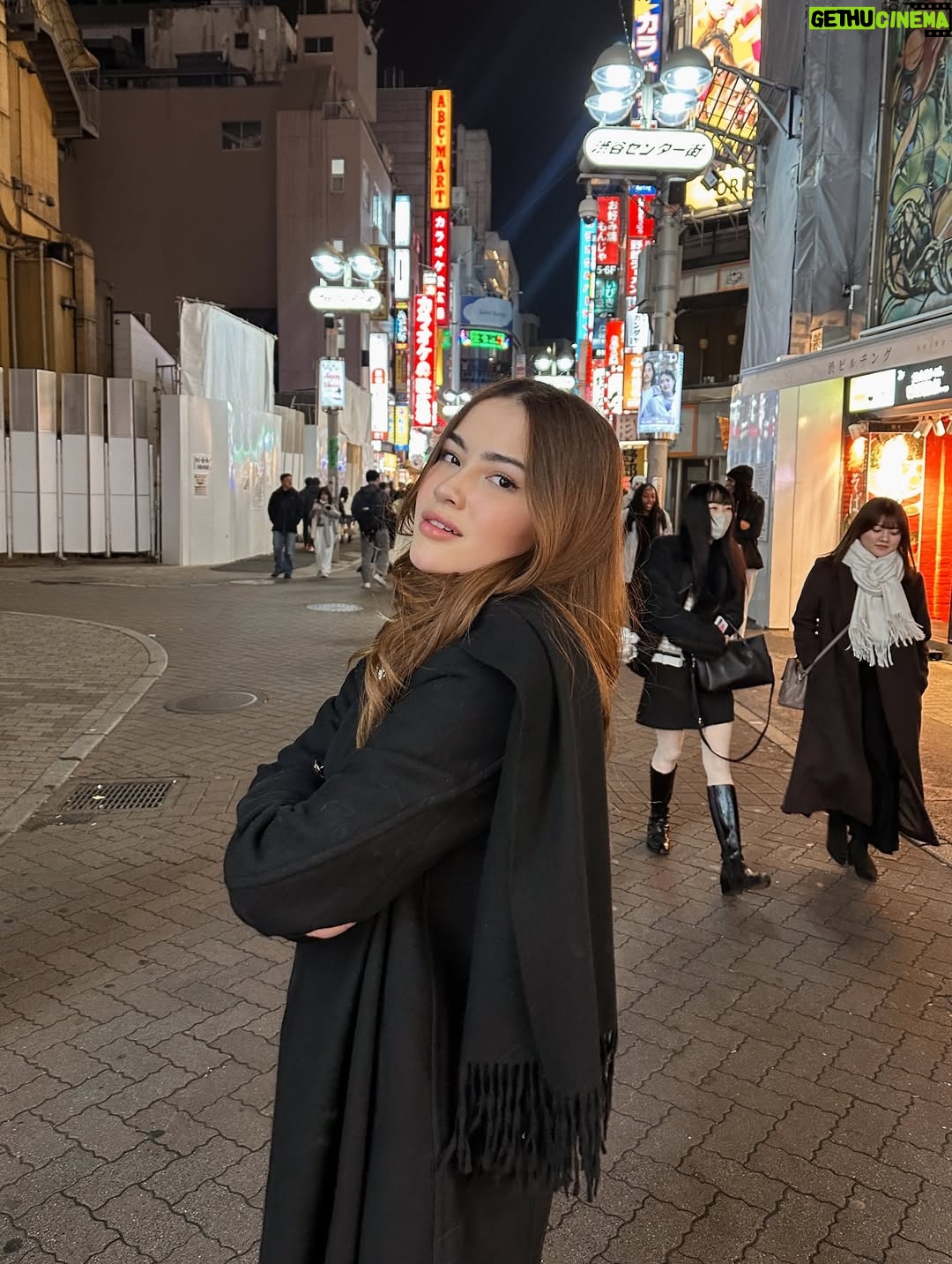 Nicole Parham - 5.5K Likes - unreleased bits of me in Japan 🇯🇵🍣