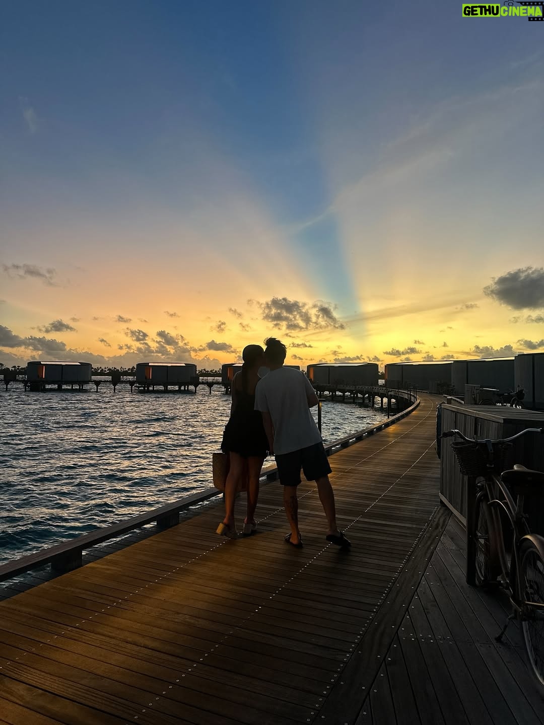 Nicole Parham - 4.2K Likes - no place i’d rather be 🌅