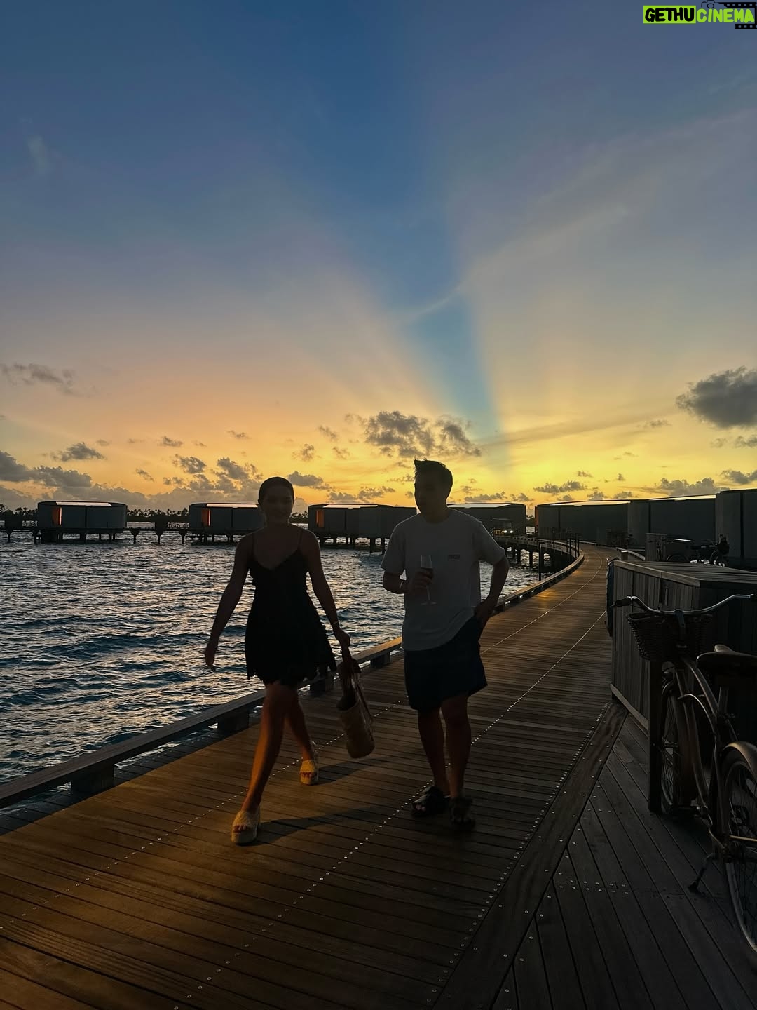 Nicole Parham - 4.2K Likes - no place i’d rather be 🌅