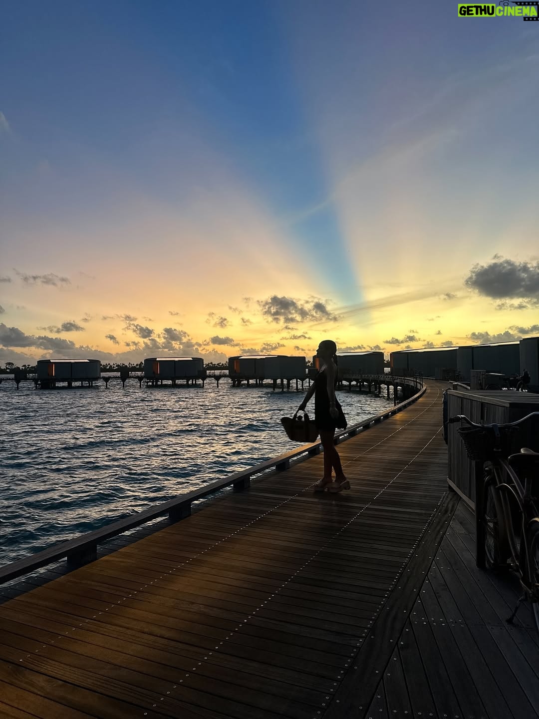 Nicole Parham - 4.2K Likes - no place i’d rather be 🌅