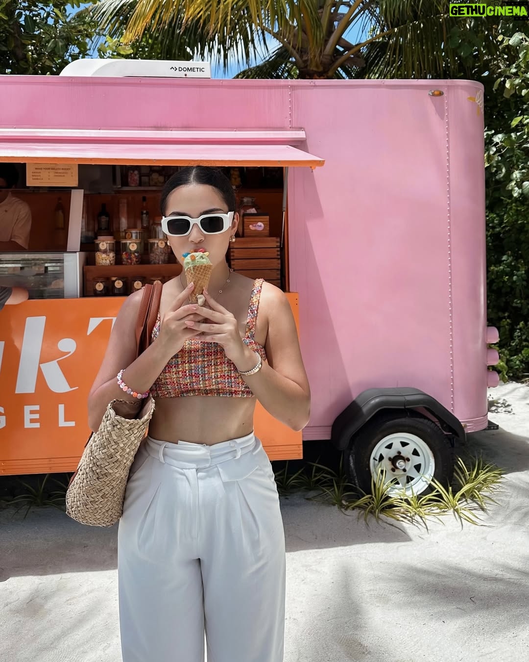 Nicole Parham - 7.1K Likes - cones & coconut trees 💖