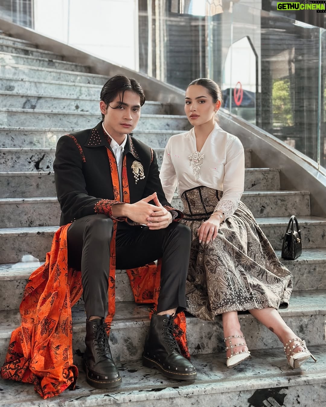 Nicole Parham - 7.3K Likes - Adhisty & Ravi 🤍
@cintacinderella_series setiap hari jam 19:15 di @mdtv !