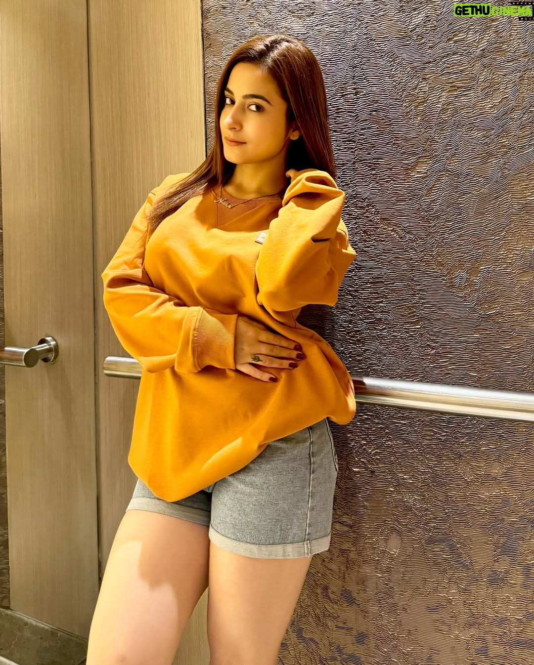 Nidhi Negi - 16.7K Likes - 🧡🩶 give me a nick name ………..🤌🏻
