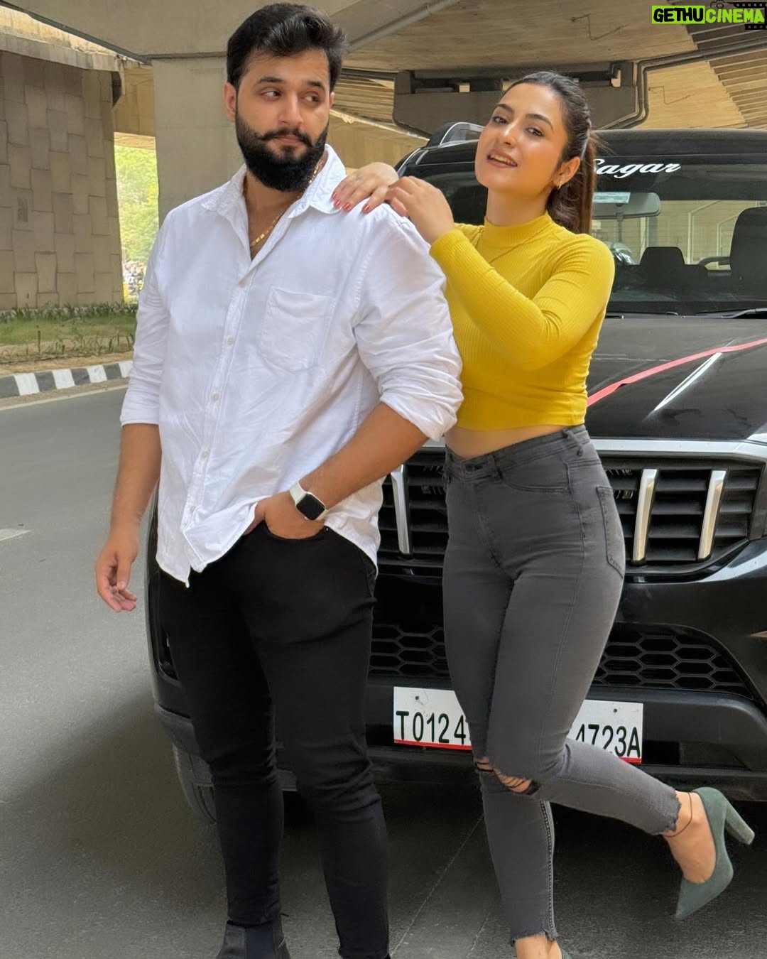 Nidhi Negi - 18.3K Likes - ☺️