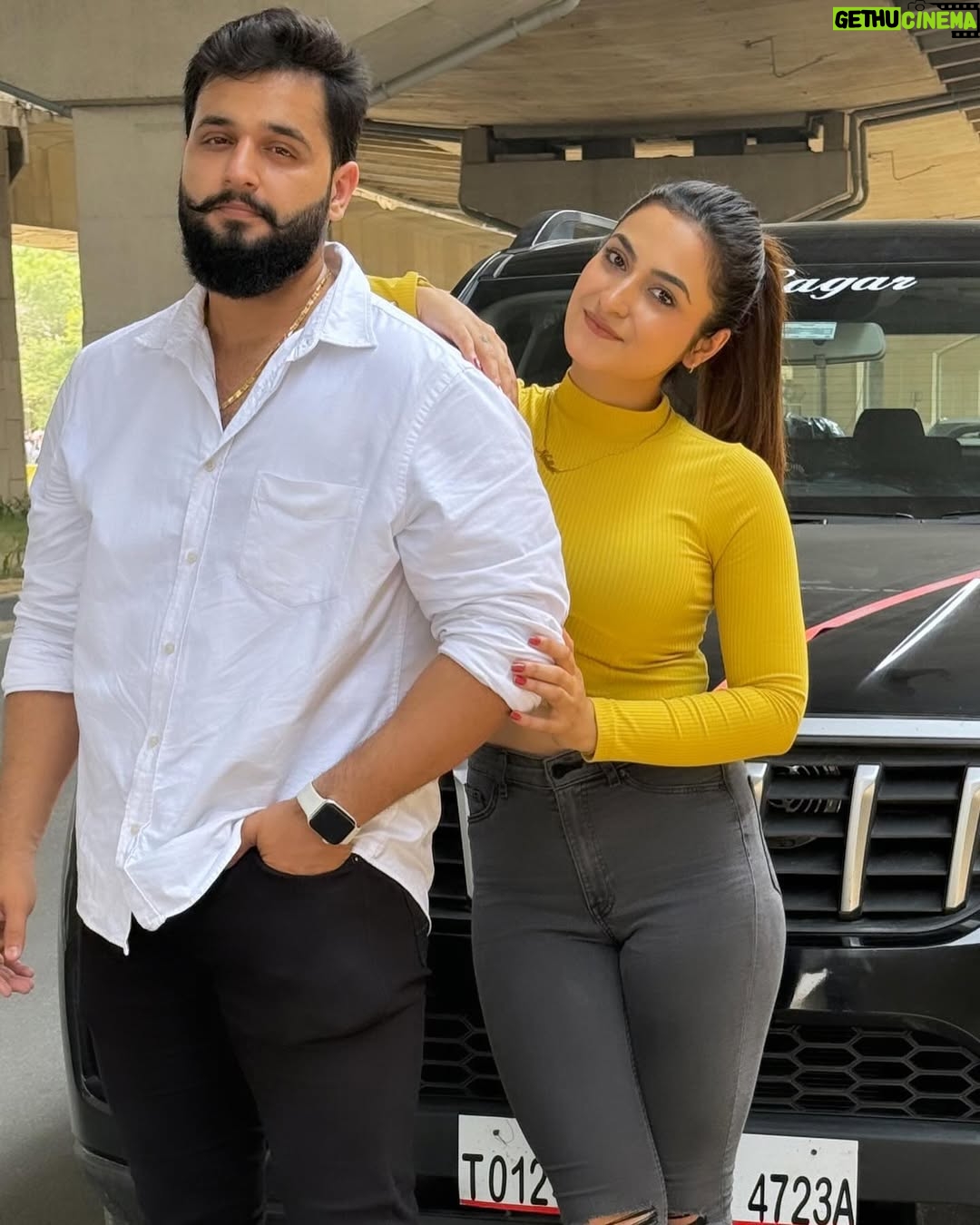 Nidhi Negi - 18.3K Likes - ☺️