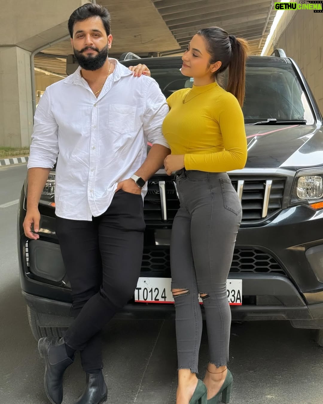 Nidhi Negi - 18.3K Likes - ☺️