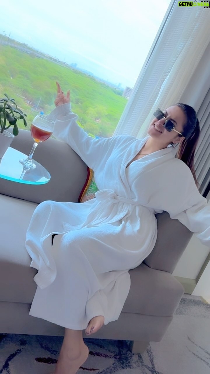 Nidhi Negi - 140.2K Likes - 🌪️😄😉🤙🏻