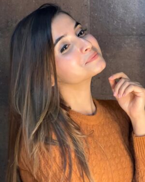 Nidhy Tiwari Instagram - Lost in the archives 💕🫶🏻✨