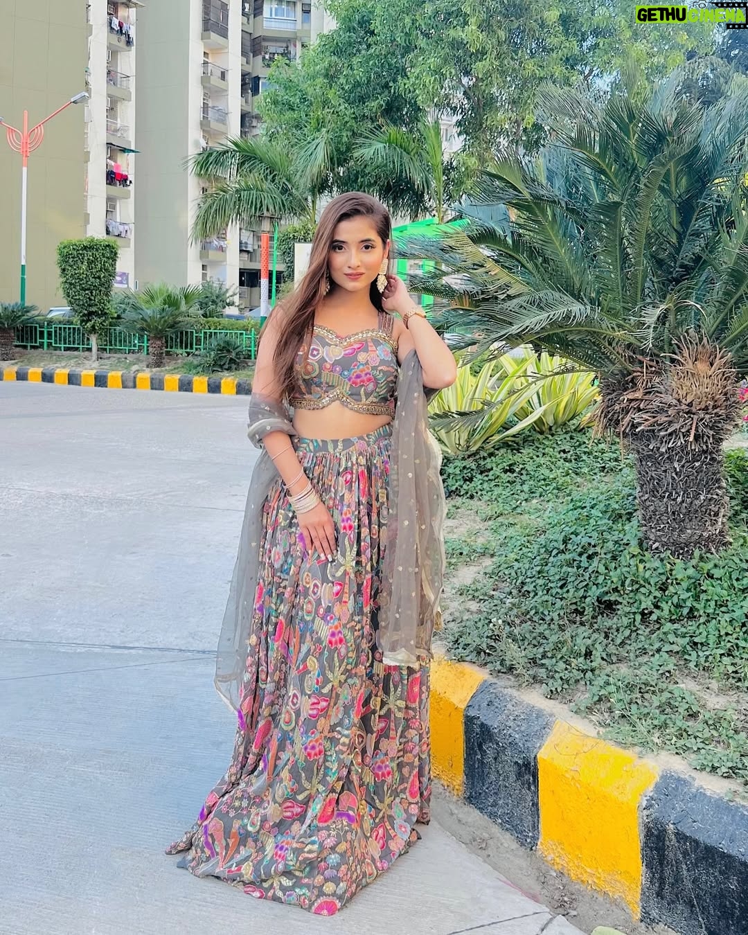 Nidhy Tiwari - 2.6K Likes - 🥀✨