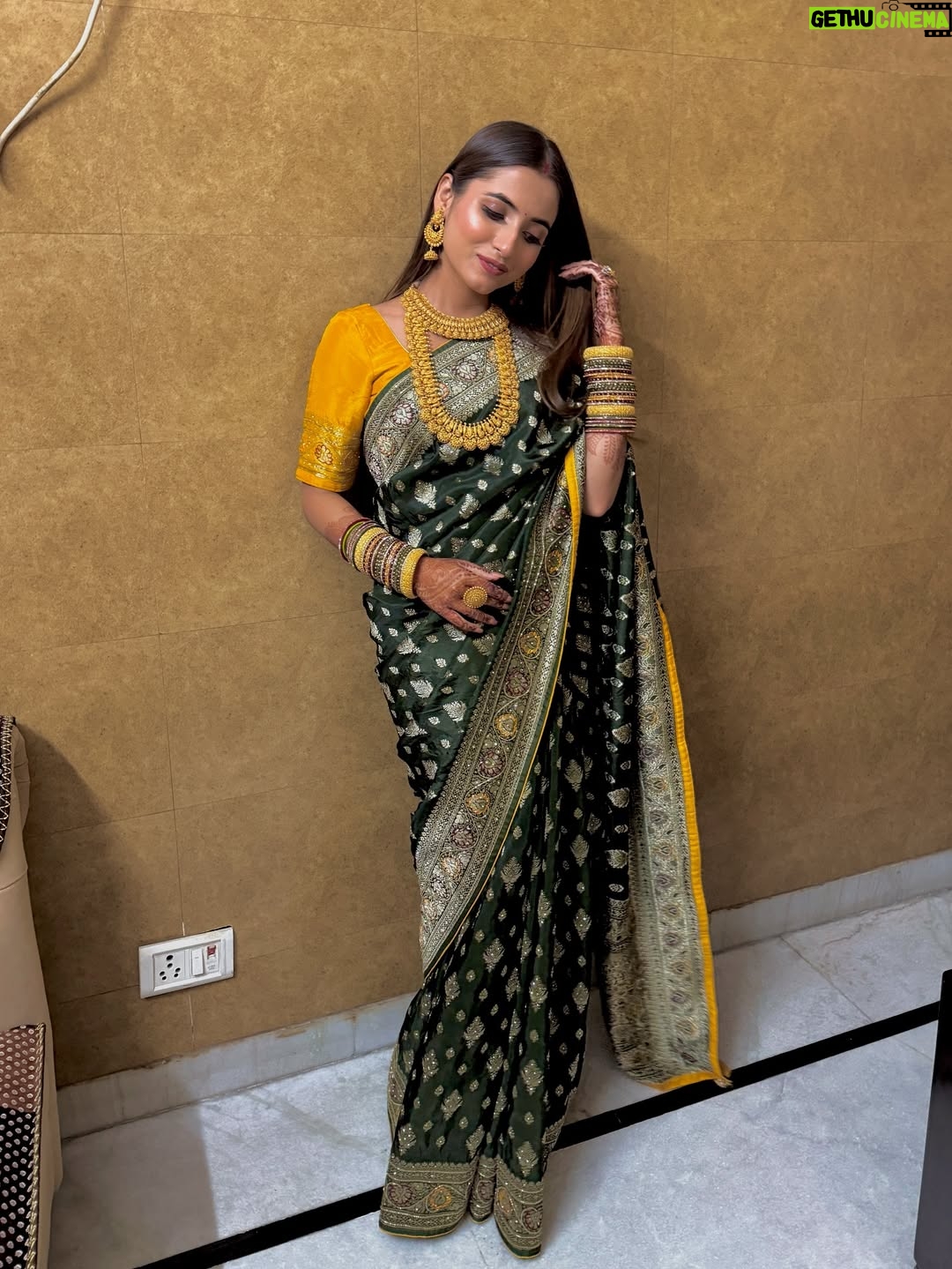 Nidhy Tiwari - 2.5K Likes - Rooted in rituals 💚 #Teej ✨