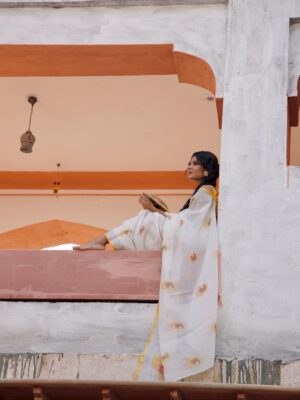 Niharika Jain Instagram - Just say one word 🥹❤️
📍 @rambiharipalace
#niharikajain