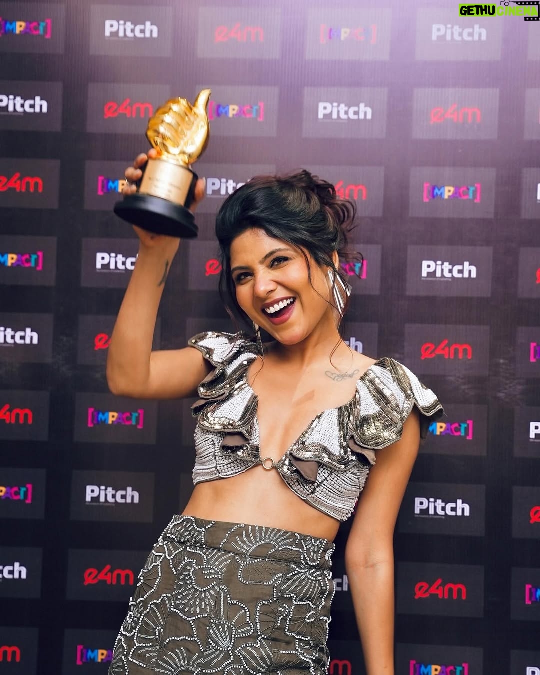 Niharika Jain - 36.9K Likes - Our first ever award 🥹❤️

Some moments feel straight out of a dream, and this is definitely one of them! ✨

Honored to receive the Best Fashion Influencer – Jury Choice at the Impact Digital Influencers Awards by @exchange4media ! A massive thank you to the jury for this recognition, it truly means the world.

To my amazing team at @chtrbox.represent @chtrbox , you’ve been my rock, my biggest cheerleaders, and my constant support. Thank you for believing in me every step of the way!

And to YOU, my incredible audience, my #NiKaParivar , this journey wouldn’t be the same without your love, encouragement, and faith in me. From the bottom of my heart, thank you for being part of this ride.

Here’s to more dreams, more hard work, and more magic! ✨♥️ #Grateful #ImpactDigitalInfluencersAwards 

My outfit from - @the_adhya_designer 

@karanpheri @the_dusky_girl__ @milonimapara @kritikathreen @shlaghagupta 

#niharikajain