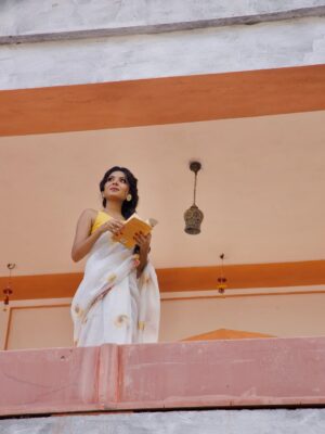 Niharika Jain Instagram - Just say one word 🥹❤️
📍 @rambiharipalace
#niharikajain