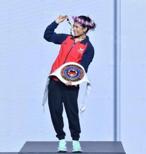 Nikhat Zareen Instagram - 2023 WORLD CHAMPION 🥇
Ecstatic. Humbled. Grateful😇🙌🏻.
I'm extremely happy to start my year with my second gold medal at world championships, and to do so in front of my home crowd is extremely special to me. My sincere thanks go out to all of you for your prayers and support😊🙏🏻.
India, this one is for you.
🥇
📸: @sj_thephotographer07
#WWCHDelhi #WorldChampionships 🥊
#itshertime