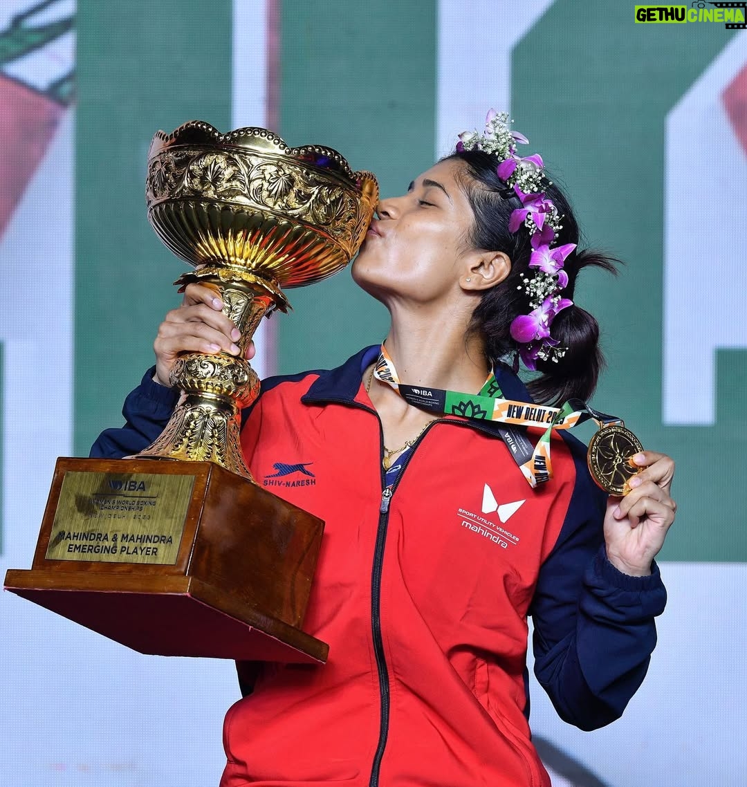 Nikhat Zareen - 97.2K Likes - 2023 WORLD CHAMPION 🥇

Ecstatic. Humbled. Grateful😇🙌🏻. 

I'm extremely happy to start my year with my second gold medal at world championships, and to do so in front of my home crowd is extremely special to me. My sincere thanks go out to all of you for your prayers and support😊🙏🏻.

India, this one is for you. 
🥇

📸: @sj_thephotographer07 

#WWCHDelhi #WorldChampionships 🥊
#itshertime