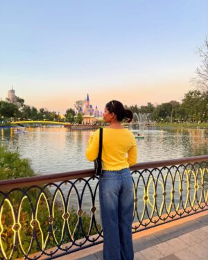Nikhat Zareen Instagram - Smiling through life like it’s my superpower 💫💛