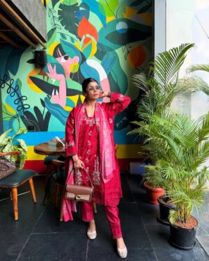 Nikhat Zareen Instagram - In a world full of daisies, be a laal GULAAB.🌹