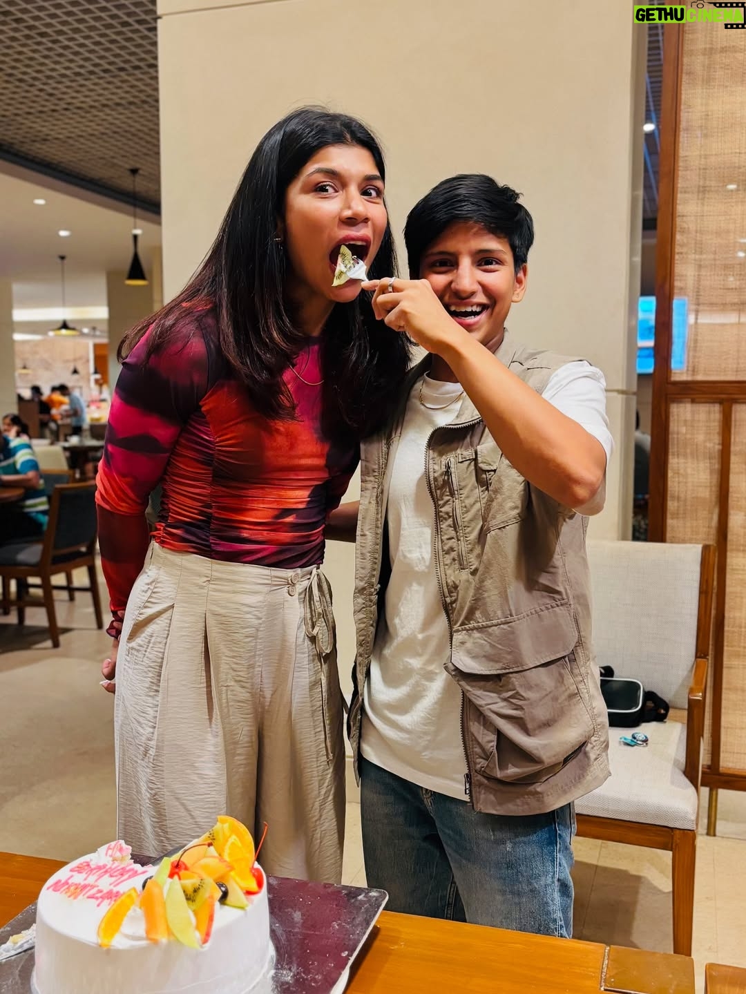 Nikhat Zareen - 10K Likes - Surrounded by love, laughter, and the best people. That’s how a birthday should be.✨🤗

P.S: Thank you everyone for the lovely birthday wishes, you made my day so special.❤️😇🙏🏻