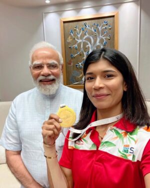 Nikhat Zareen Instagram - An honour to meet our Hon’ble Prime minister @narendramodi sir. Thank you sir😊🙏🏻