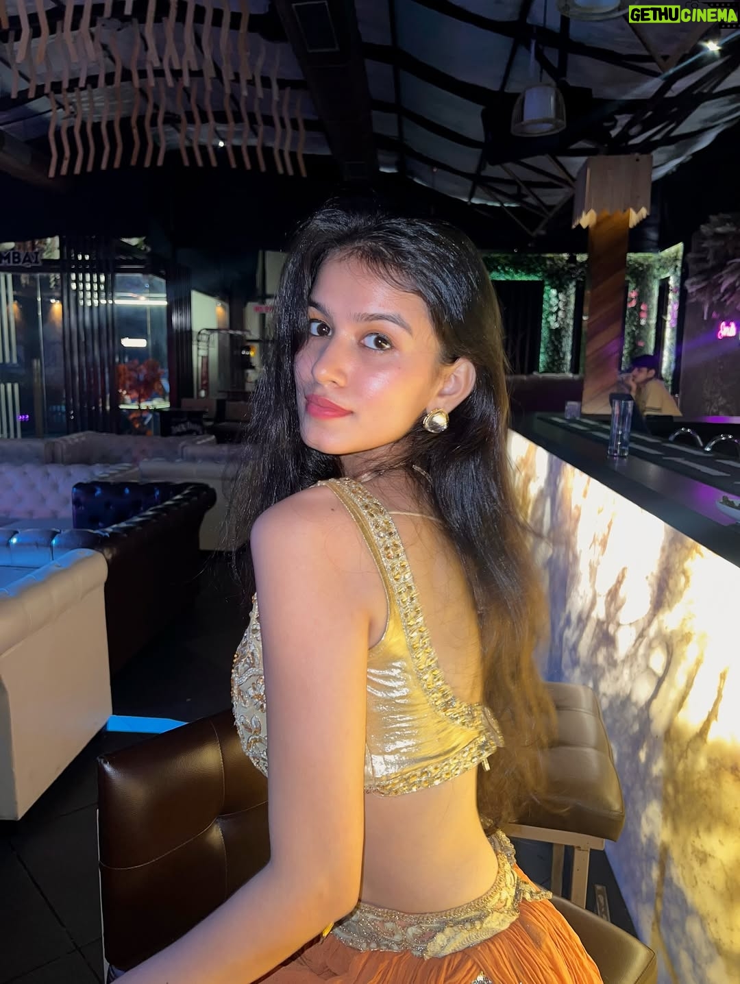 Niki Lalwani - 33.8K Likes - Dil thaam ke ✨❤️
Stay tuned✌️
.
📸 - @officially_dexter 
#nikilalwani #photo #ootd #explore #picoftheday #fashionblogger