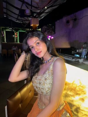 Niki Lalwani Instagram - Dil thaam ke ✨❤️
Stay tuned✌️
.
📸 - @officially_dexter
#nikilalwani #photo #ootd #explore #picoftheday #fashionblogger