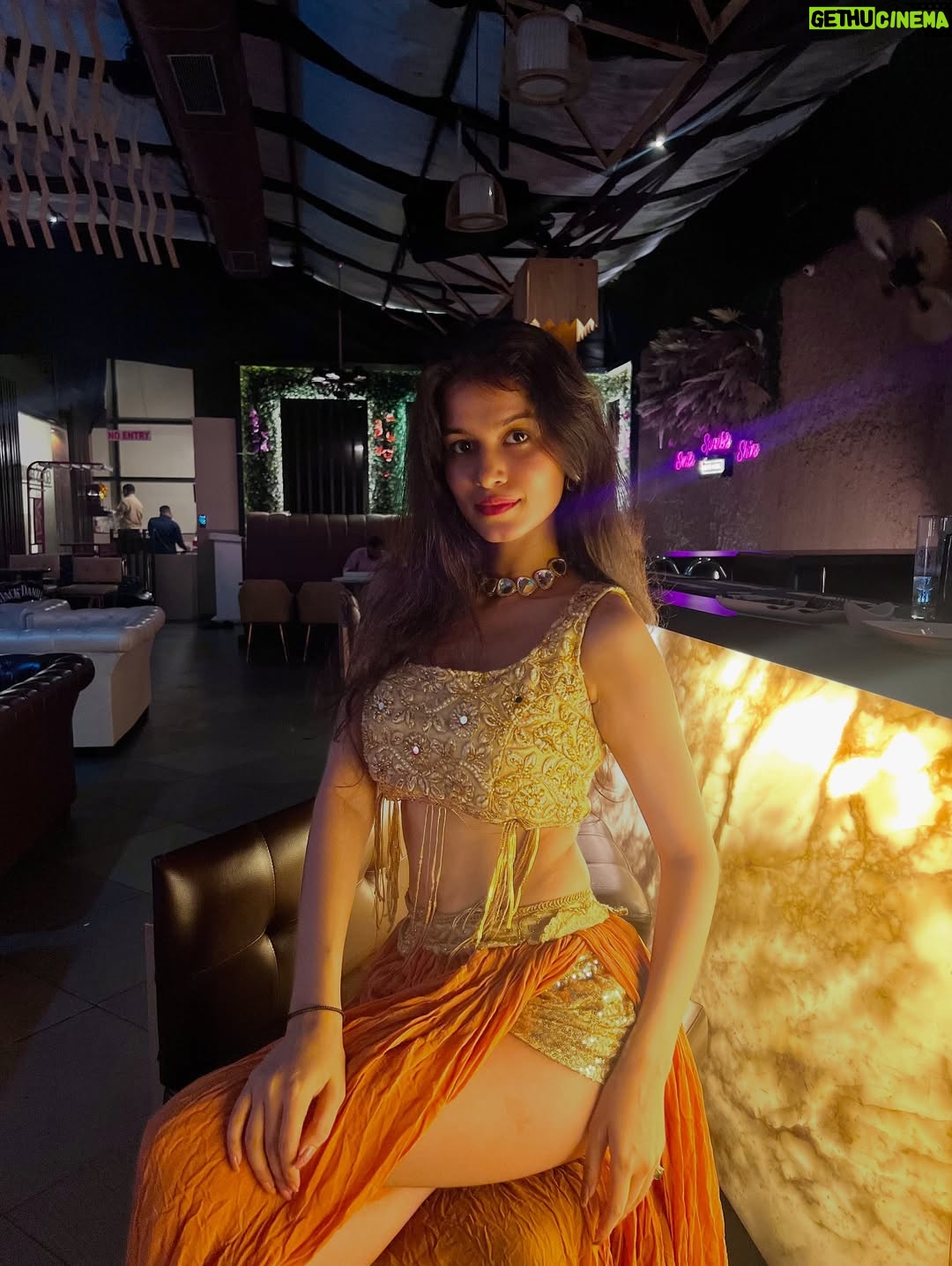 Niki Lalwani - 33.8K Likes - Dil thaam ke ✨❤️
Stay tuned✌️
.
📸 - @officially_dexter 
#nikilalwani #photo #ootd #explore #picoftheday #fashionblogger