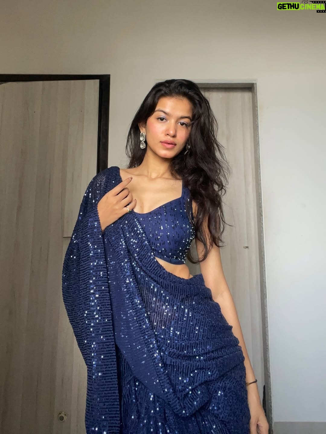 Niki Lalwani - 15.5K Likes - 🦋
.
#nikilalwani #photo #ootd #explore #fashionblogger #picoftheday