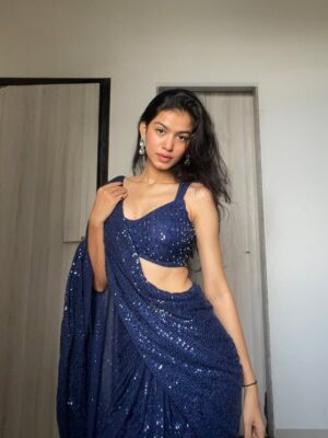 Niki Lalwani Instagram - 🦋
.
#nikilalwani #photo #ootd #explore #fashionblogger #picoftheday