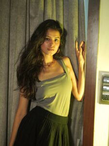 Actress Niki Lalwani HD Photos and Wallpapers September 2025