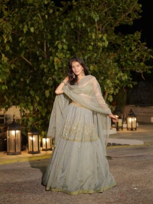 Niki Lalwani Instagram - Shaadi dump✨🥺
Outfit - @enamourbyradha
#nikilalwani #photo #ootd #explore #photooftheday #fashionblogger
