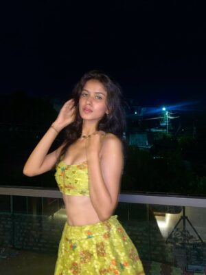 Niki Lalwani Instagram - Twirl-worthy moments ✨
.
Wearing - @chunnat.in
.
.
#nikilalwani #photo #ootd #explore #fashionblogger #picoftheday