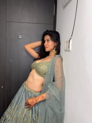 Niki Lalwani Instagram - Pretty woman 👸
.
Outfit - @enamourbyradha
#nikilalwani #photo #ootd #explore #fashionblogger #picoftheday