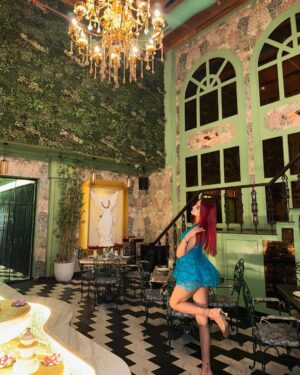 Nikita Bhamidipati Instagram - 𝚃𝚑𝚒𝚜 𝚒𝚜 𝚢𝚘𝚞𝚛 𝚃𝚞𝚎𝚜𝚍𝚊𝚢 𝚛𝚎𝚖𝚒𝚗𝚍𝚎𝚛:
𝚈𝚘𝚞 𝚊𝚛𝚎 𝚍𝚒𝚟𝚒𝚗𝚎 𝚊𝚜 𝚏𝚞𝚌𝚔, 𝚢𝚘𝚞 𝚕𝚊𝚌𝚔 𝚗𝚘𝚝𝚑𝚒𝚗𝚐 ⋆˙⟡♡
👗 @swetaswardrobe