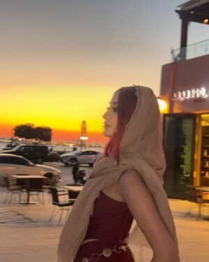 Nikita Bhamidipati Instagram - 𝐼𝓉’𝓈 𝒜𝓇𝒾𝑒𝓈 𝓈𝓏𝓃 𝒶𝓃𝒹 𝐼 𝒶𝓁𝓇𝑒𝒶𝒹𝓎 𝓈𝑒𝑒 𝓂𝑜𝓇𝑒 𝒾𝓃𝓈𝓅𝒾𝓇𝒶𝓉𝒾𝑜𝓃, 𝓂𝑜𝓉𝒾𝓋𝒶𝓉𝒾𝑜𝓃 𝒶𝓃𝒹 𝒶𝓊𝒹𝒶𝒸𝒾𝓉𝓎 𝓉𝓇𝒾𝒸𝓀𝓁𝒾𝓃𝑔 𝒾𝓃. 𝒮𝑜 𝓇𝑒𝓂𝑒𝓂𝒷𝑒𝓇, 𝓎𝑜𝓊 𝒸𝒶𝓃 𝒽𝒶𝓋𝑒 𝑒𝓋𝑒𝓇𝓎𝓉𝒽𝒾𝓃𝑔 𝓎𝑜𝓊 𝒹𝑒𝓈𝒾𝓇𝑒 𝒶𝓃𝒹 𝒽𝒶𝓋𝑒 𝒷𝓁𝑒𝓈𝓈𝒾𝓃𝑔𝓈 𝒻𝒾𝓃𝒹 𝓎𝑜𝓊 𝑒𝓋𝑒𝓇𝓎𝓌𝒽𝑒𝓇𝑒 𝒷𝑒𝒸𝒶𝓊𝓈𝑒 𝓎𝑜𝓊’𝓇𝑒 𝓎𝑜𝓊.
𝒜𝓇𝒾𝑒𝓈 𝓈𝓏𝓃 𝒾𝓈 𝓇𝑒𝒶𝓁𝓁𝓎 𝓉𝒽𝒶𝓉 𝑔𝒾𝓇𝓁!
🧚🏼♀️♈️💌
#𝓐𝓻𝓲𝓮𝓼𝓫𝓪𝓫𝔂