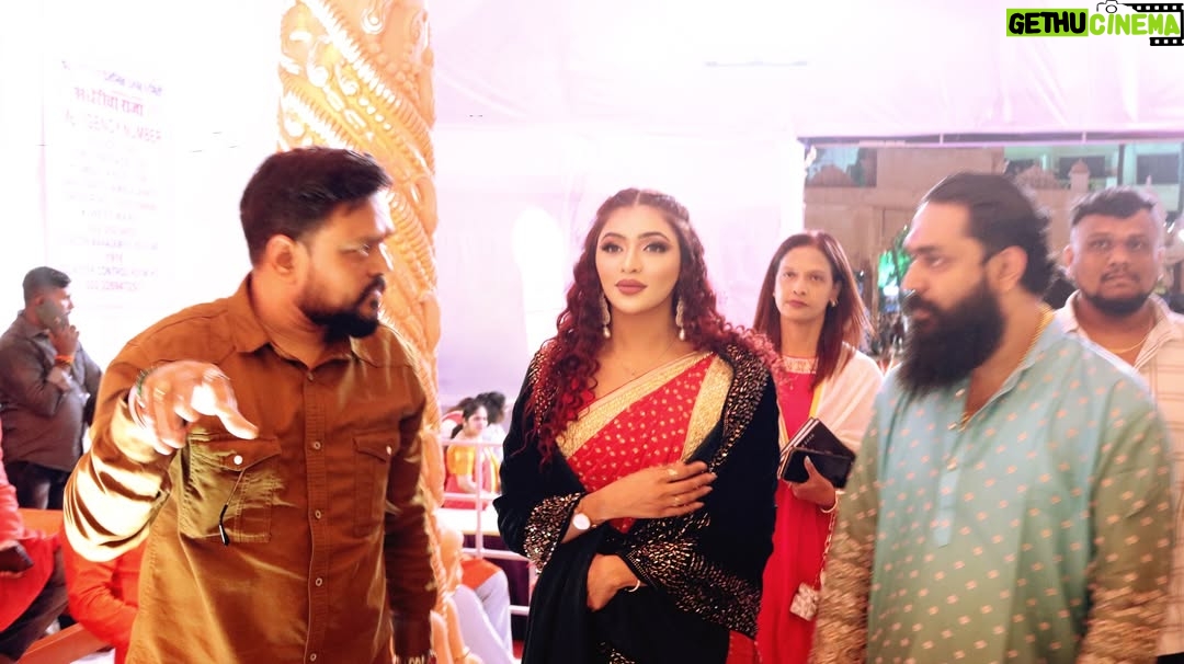 Nikita Ghag - 3 Likes - ✨ A night filled with devotion, grace & celebration at Andheri Cha Raja 🙏🌸
The divine vibes, the beautiful pandal, and the festive spirit made it truly magical!
Thank you @andhericharajatm for the warm welcome 💛✨

#AndheriChaRaja #Ganpati2025 #GaneshUtsav #GaneshChaturthi #GanpatiCelebration #GanpatiBappaMorya #FestiveVibes #MumbaiGanpati #DevotionAndTradition #CulturalVibes #GaneshMahotsav #BlessingsOfBappa
