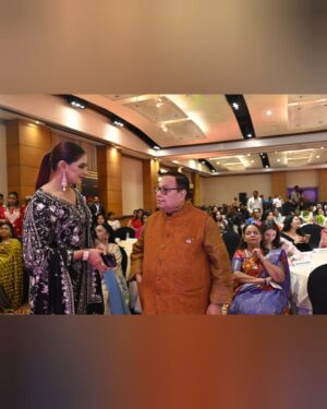 Nikita Ghag Instagram - Honoured to meet Shri Vijay Darda Ji, Chairman of Lokmat Group and respected leader of Indian National Congress. 🙏🏻
A true inspiration who represented Maharashtra in Rajya Sabha for 3 consecutive terms (1998–2016).
Thank you for your blessings and good wishes, sir. 🌸✨
#VijayDarda #LokmatGroup #Inspiration #IndianPolitics #CongressLeader #RajyaSabha #Maharashtra #Leadership #Blessings #Gratitude #IndianNationalCongress #PoliticalLeaders #Respect