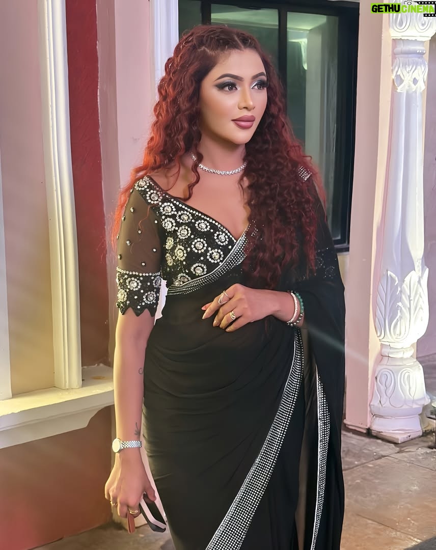 Nikita Ghag - 3 Likes - ✨ Bold. Graceful. Timeless.
Owning every moment in black elegance. 🖤💫

#NikitaGhag #EleganceInBlack #TimelessBeauty #IndianDivas #DesiGlam #GraceAndGlow #SareeNotSari #IndianFashion #RoyalVibes #BlackSareeMagic #QueenVibes