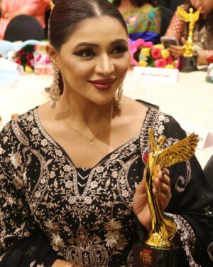 Nikita Ghag Instagram - Dreams turned into milestones 💫
Honoured to receive the Lokmat Women Achievers of Mumbai 2025 Award for Emerging Leader of Maharashtra 🏆🥇 presented by Ms. Aditi Sunil Tatkare, Minister of Women & Child Development, Maharashtra.
This recognition fuels my purpose to keep growing & keep inspiring 🌸
#LokmatWomenAchievers #EmergingLeaderAward #WomenLeaders #WomenInspiringWomen #Mumbai2025 #Recognition #GratitudeAlways #WomenOfSubstance