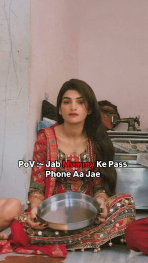 Nikita Kumawat Instagram - Kya Aapke Sath Kabhi Esa Huaa Hai ?? 😂
(Just Wait For End And Laugh Alot And Also Share This Video With your Father 🤣)
#nikksfamily #reels #meme #mother #comedy