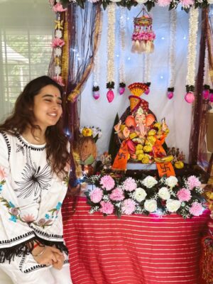 Nikita Lakhwani Instagram - Mera gannu 🌸🥺