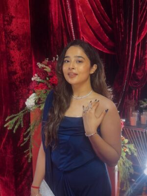 Nikita Lakhwani Instagram - Somewhere between fairytales and kingdoms 🥀✨