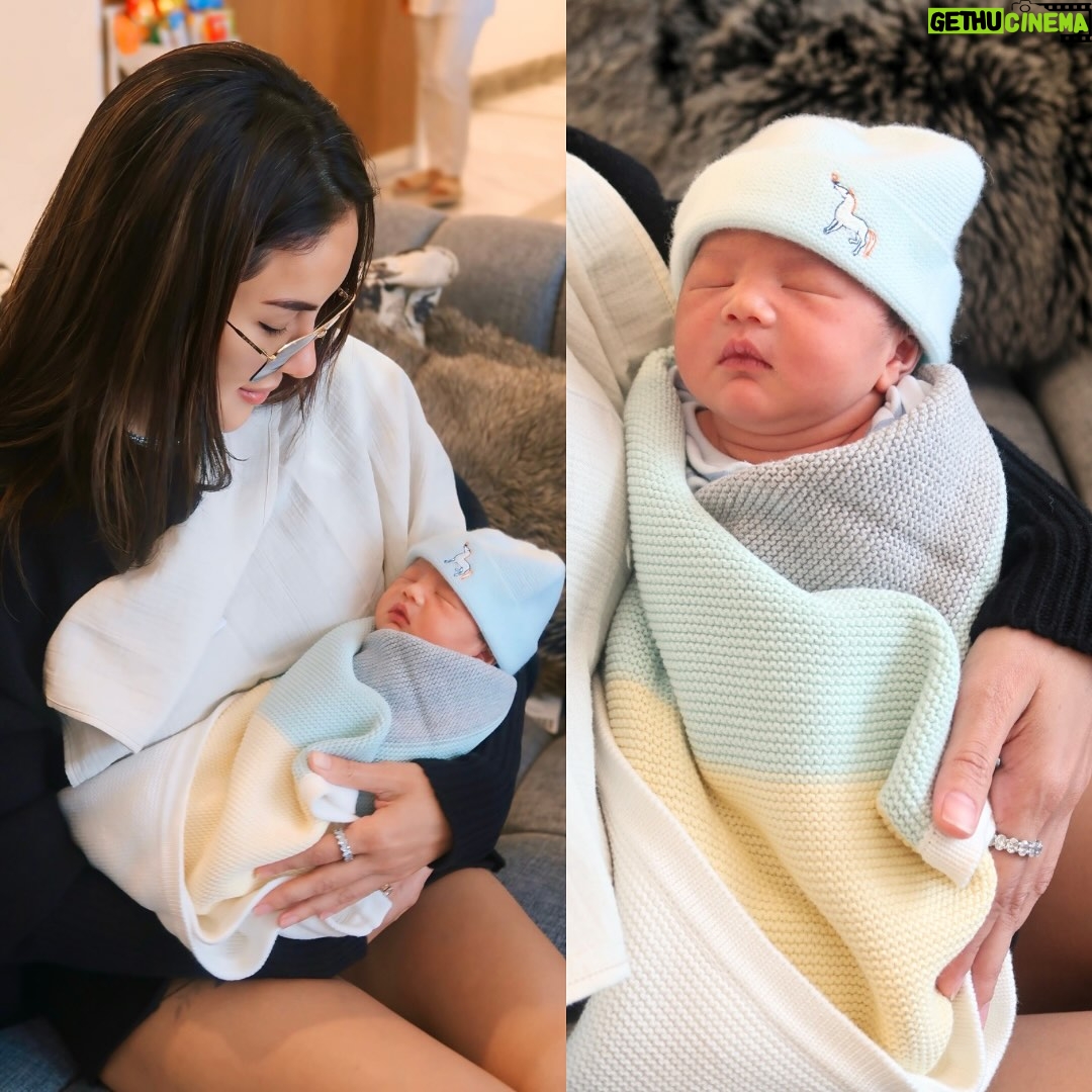 Nikita Mirzani - 461.4K Likes - Such a lovely lil baby, welcome to the world baby J 
a grand adventure is about to begin 🫶🏼⭐️